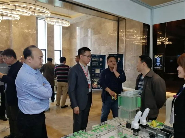 置恒電氣攜自主18新利正网電聯接產(chan) 品成功亮相中國智能電網學術研討會(hui) 